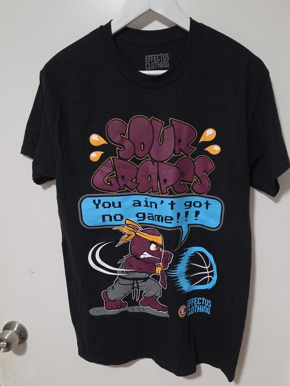 Effectus Clothing Biggie Short Sleeve T Shirt Size Medium.